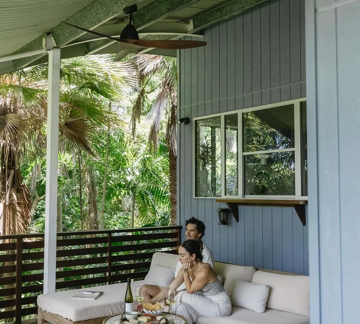 Holiday home Reinwood Retreat - A Home Nestled In The Treetops Of A Rainforest Trinity Beach